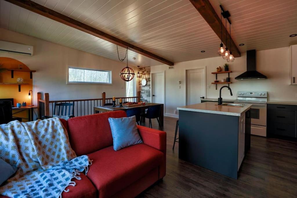Chalet Woodpecker Lodge - Chaleureux Avec Foyer. Orford Extérieur photo