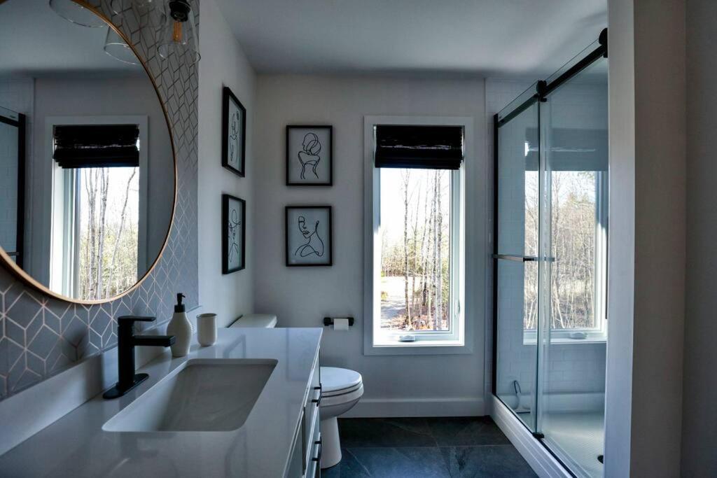 Chalet Woodpecker Lodge - Chaleureux Avec Foyer. Orford Extérieur photo
